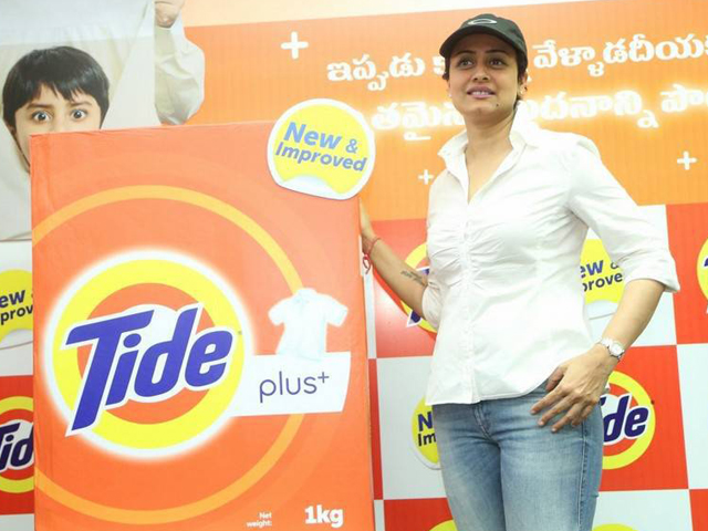Namrata Launches The New Tide Plus